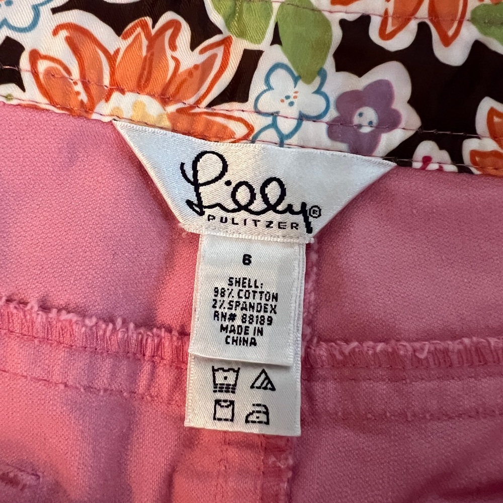 Awesome pink Jean skirt. Lilly!!!